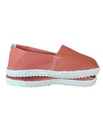 Espadrille unie terracotta  fabrication 66 made in France couture petit point.