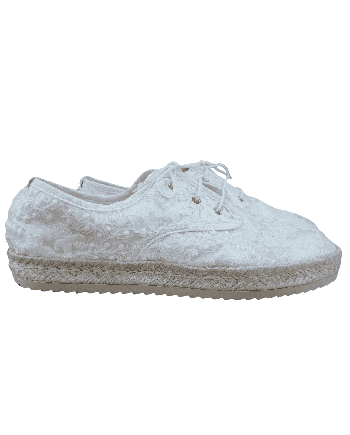 Sneaker espadrille de mariage en dentelle blanche personnalisable, artisanat catalan.