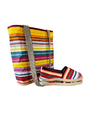 Sac cabas en toile rayée multicolore Jour de Fête et espadrille catalane assortie.