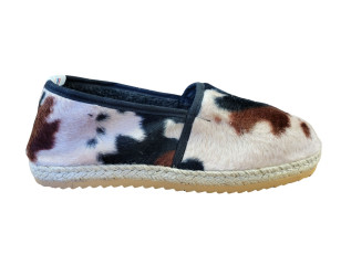 Espantoufle chausson fourré motif vache fabriqué a Saint Laurent de Cerdans